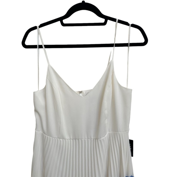 NWT! Express Maxi Dress w/ Pleated Color Block Skirt in Women’s Medium - Picture 2 of 6